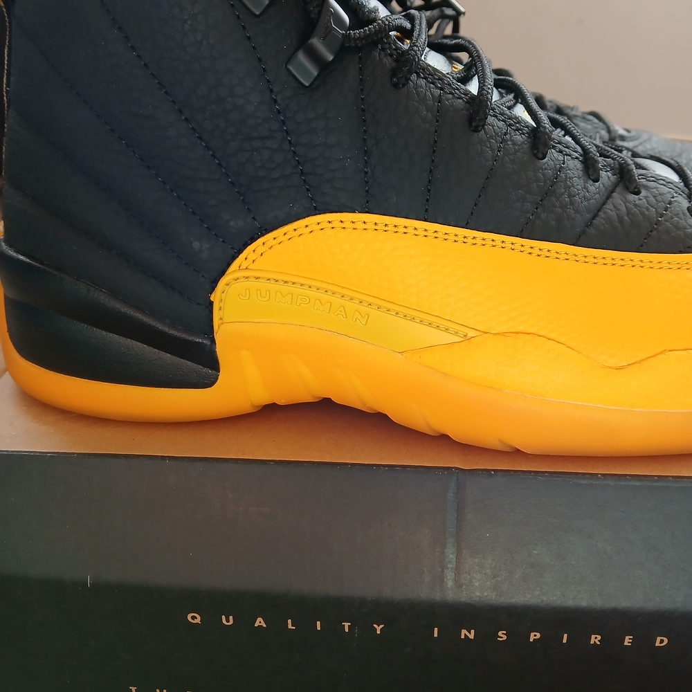 Size 10 Air Jordan 12 Retro University Gold - Picture 5 of 10